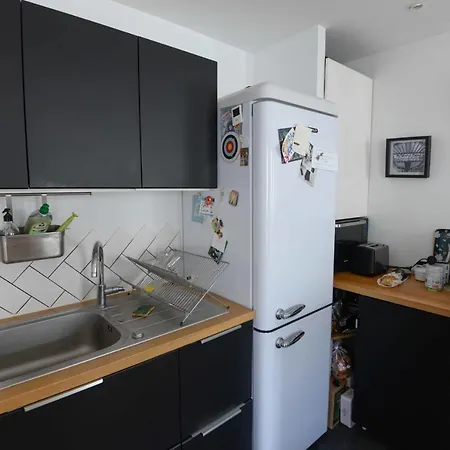 Charming Apt In The District Of Belleville